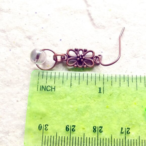 Lightweight Dainty Filigree Water Droplet Copper Earrings~ Short Dangle Earrings - Picture 4 of 6